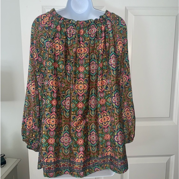 NWOT Paani Flowy Boho Top with Elastic Sleeve - Picture 4 of 4